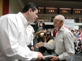 ANUNCIA MAR APOYOS PARA PERSONAS  EN ALTA Y MUY ALTA MARGINACIÓN