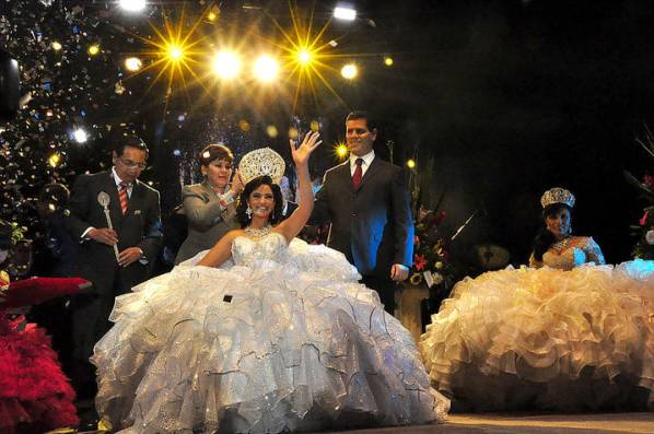 CORONA MAR A LILIANA I, REINA DE LA FENAPLA 2011