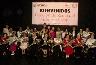 SE LLEVÓ A CABO LA ELECCIÓN DE REINAS DEL ADULTO MAYOR 2011