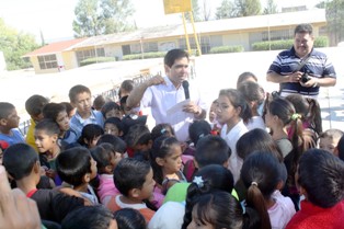 Entrega Presidente Municipal Aula en Escuela Primaria Francisco Villa