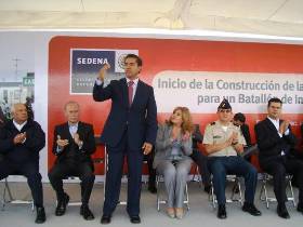 PRIMERA PIEDRA DE LAS INSTALACIONES MILITARES EN FRESNILLO