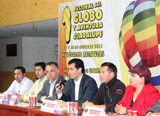 SAUCEDO RAMÍREZ HACE RECORRIDO POR PLANTELES EDUCATIVOS