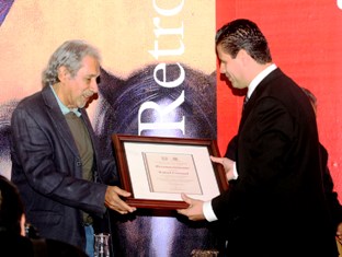 SUPERVISA ALCALDE CONSTRUCCIÓN DE 110 PIES DE CASA DE ORIGEN MUNICIPAL Y FEDERAL
