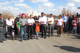 ENTREGA MUNICIPIO OBRAS DE PAVIMENTACIÓN POR 5 MDP