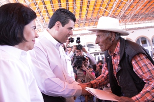 PODRÁN COBRAR SU BECA ESTE MARTES, BENEFICIARIOS DEL PROGRAMA SUMANDO A LOS ABUELOS