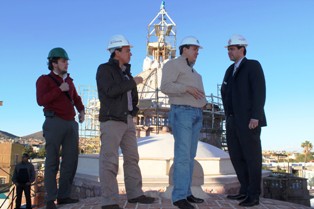 SE REÚNE ALCALDE CON MIEMBROS DEL SUTSEMOP CON MIRAS A LA RESOLUCIÓN DEL PLIEGO PETITORIO 2012