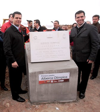 INAUGURA ALCALDE MIL 825METROS CUADRADOS DE PAVIMENTO EN COLONIA PLAN DE AYALA CON UNA INVERSION DE 1.1 MILLONES DE PESOS