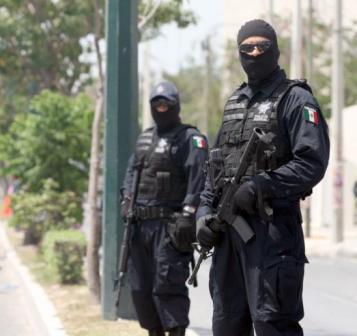 POR SUPUESTOS NEXOS CON EL CRÍMEN ES DETENIDO EL DIRECTOR DE SEGURIDAD PÚBLICA DE LORETO Y OTROS POLICÍAS