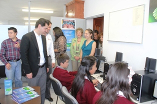 CLAUSURAN MUNICIPIO Y SEDESOL CURSOS TALLERES DE HÁBITAT