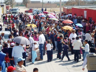 ENTREGA ALCALDE RECONOCIMIENTOS POR ANTIGÜEDAD LABORAL A EMPLEADOS SINDICALIZADOS AL SERVICIO DEL GOBIERNO MUNICIPAL