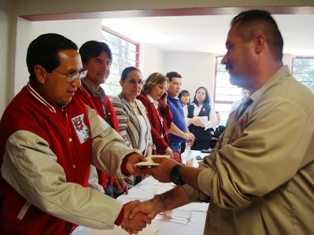 ACUMULA MUNICIPIO MÁS DE 900 ACCIONES DE MEJORAS DE VIVIENDA EN 2012