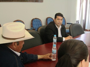 PIDEN GANADEROS TRABAJAR DE LA MANO CON ALCALDE DE CALERA