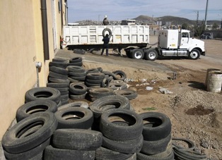 ENTREGAN 236 LLANTAS DE TRACTOR Y OTROS APOYOS A PRODUCTORES DEL CAMPO ZACATECANO