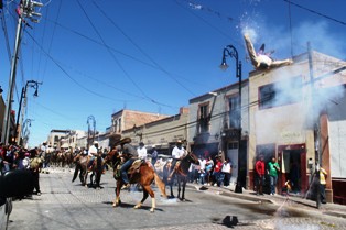 CELEBRAN QUEMA DE JUDAS
