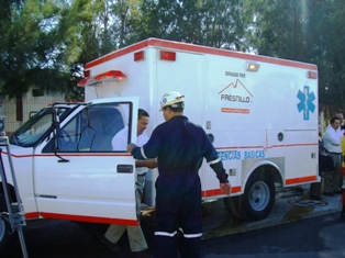 DONA FRESNILLO PLC AMBULANCIA A LA UNIDAD MUNICIPAL DE PROTECCIÓN CIVIL Y BOMBEROS DE FRESNILLO