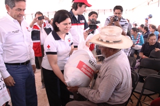 ENTREGA CRUZ ROJA AYUDA HUMANITARIA EN VILLA DE COS