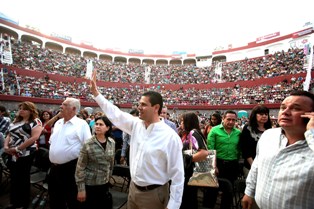 Triunfa Adolfo Bonilla, en la Tierra de los Monreal