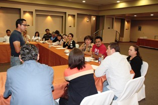 DESIGNA MUNICIPIO A NUEVO TITULAR DE PLAZAS Y MERCADOS