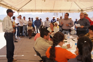 SESIÓN DE CABILDO EN COMUNIDAD DE LA SIERRA