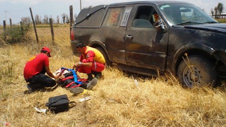 VUELCA CARROSA FÚNEBRE: 1 HERIDO