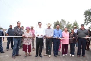 ENTREGA MUNICIPIO OBRAS DE PAVIMENTACIÓN Y SISTEMAS DE DRENAJE EN COMUNIDADES