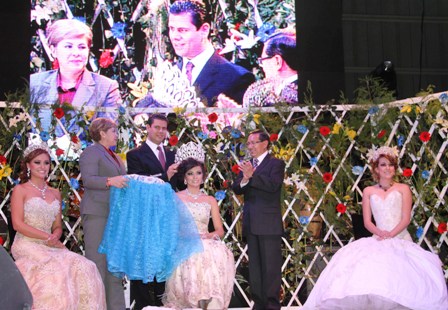 CORONA MAR A MARLET I, REINA DE LA FERIA NACIONAL DE FRESNILLO 2012