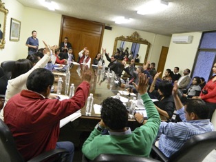 APRUEBAN ORDEN DEL DÍA PARA SESIÓN SOLEMNE DEL SEGUNDO INFORME DE GOBIERNO MUNICIPAL