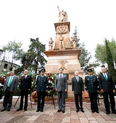 PRESENCIA MAR DESFILE CONMEMORATIVO DEL CCII ANIVERSARIO DE LA INDEPENDENCIA NACIONAL