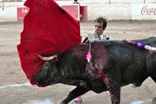 ESPECTACULAR CORRIDA DE LUJO