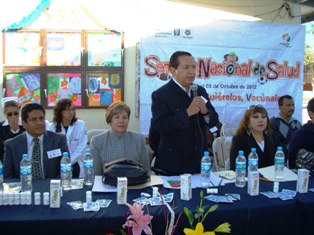 APLICA ALCALDE LAS PRIMERAS DOSIS DE LA TERCERA SEMANA NACIONAL DE VACUNACIÓN 2012
