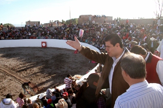 ACUDE MAR A TRADICIONAL CORRIDA DE TOROS EN EL MUNICIPIO DE PINOS