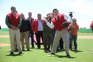 INAUGURA MAR PARQUE DE BÉISBOL EN GUADALUPE