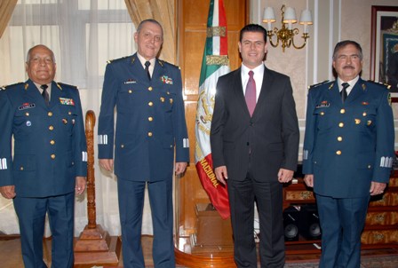 RECONOCE SECRETARIO DE LA DEFENSA NACIONAL TRABAJO DE MAR EN MATERIA DE SEGURIDAD