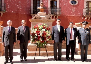 ENCABEZA MAR CONMEMORACIÓN DEL CCVII ANIVERSARIO DEL NATALICIO DE BENITO JUÁREZ