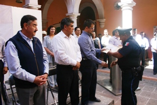 GOBIERNO DE FRESNILLO E IZEA RECONOCEN A 20 TRABAJADORES QUE CONCLUYERON EDUCACIÓN BÁSICA