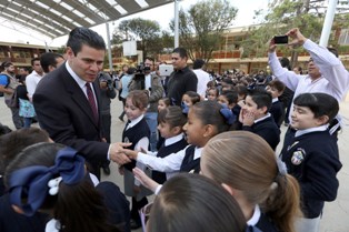 ENCABEZA MAR CEREMONIA CÍVICA EN EL COLEGIO FRESNILLO