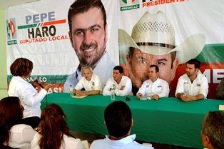 Sección 29 del SNTSS y Colegio de Médicos dan respaldo a Medrano