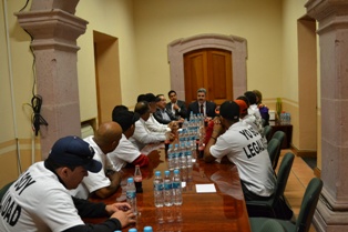 ATIENDE SECRETARIO GENERAL DE GOBIERNO A TRABAJADORES DE LA MINA EL CORONEL
