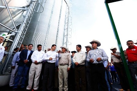 CAPACITA DTTYV A CHOFERES DE CAMIONES Y TAXIS DE LA CAPITAL ZACATECANA