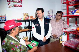 ENTREGA GOBERNADOR APOYOS PARA TIENDITAS SUMAR