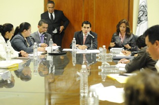 APRUEBA CABILDO SOLICITAR CRÉDITO POR 9 MDP