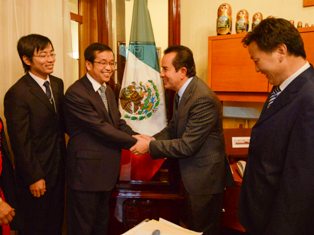 Estrecha Gobierno Municipal lazos internacionales con La República Popular China