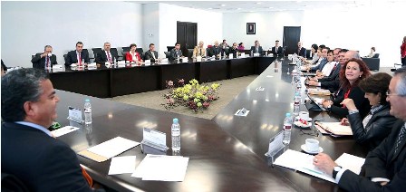 ENCABEZA GOBERNADOR TRABAJOS PARA LA INTEGRACIÓN DEL PAQUETE ECONÓMICO 2014
