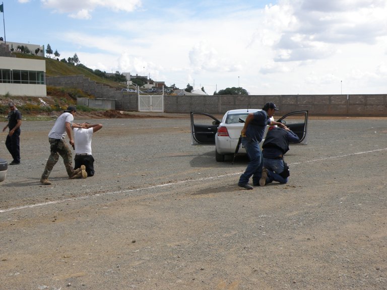 CONCLUYEN MÓDULOS DE CAPACITACIÓN DE POLICÍA Y CUSTODIO ACREDITABLE