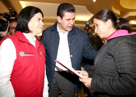 ENTREGA SUBSECRETARÍA DE LA JUVENTUD BECAS A 105 BENEFICIARIOS