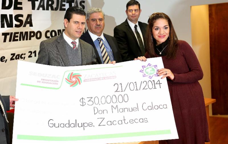 ENTREGA EL GOBERNADOR RECURSOS PARA ESCUELAS DE TIEMPO COMPLETO Y DE CALIDAD