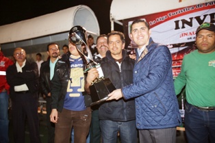 CLAUSURA ALCALDE LIGA TURÍSTICA DE FUTBOL Y PREMIA A GANADORES