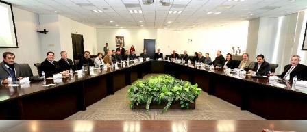 LOGRA GOBIERNO DE MAR EJERCER EL TOTAL DEL PRESUPUESTO 2013