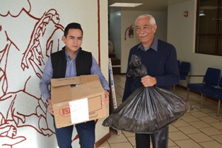 RECIBE MEDICAMENTO DIF IV CENTENARIO DE LA JURISDICCIÓN SANITARIA