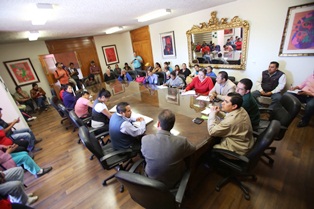 EL ALCALDE OFRECE SOLUCIONES A DEMANDAS DE ANTORCHA CAMPESINA